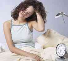 Nedostatek spánku: na poškození účinky, příznaky, příčiny, příznaky