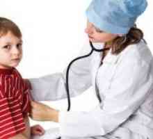 Otrava jídlem u dětí, léčbu a první pomoc, příznaky, znaky, příčiny
