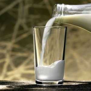 Průjem z mléka a mléčných výrobků mléko, jogurt, tvaroh